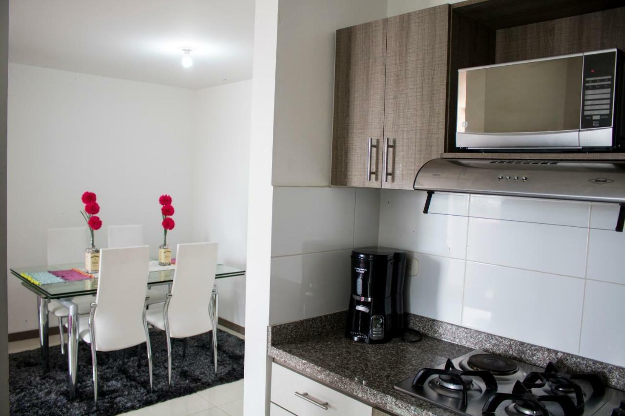 Apartamento Granate Pereira Bagian luar foto